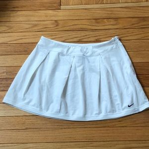 Nike Fit Dry skirt